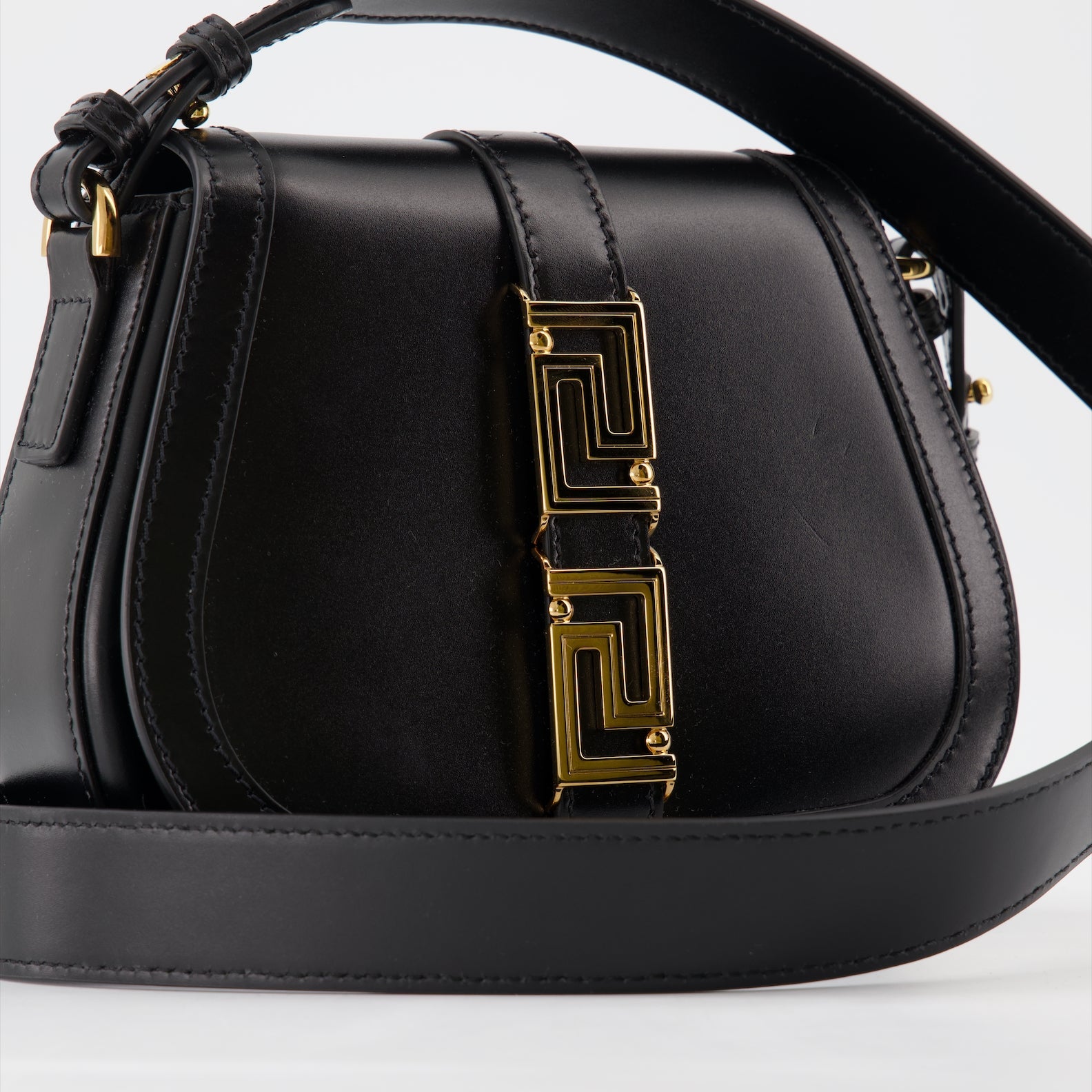 Bolsos bandolera Sac Greca Goddess Versace Negro Femme