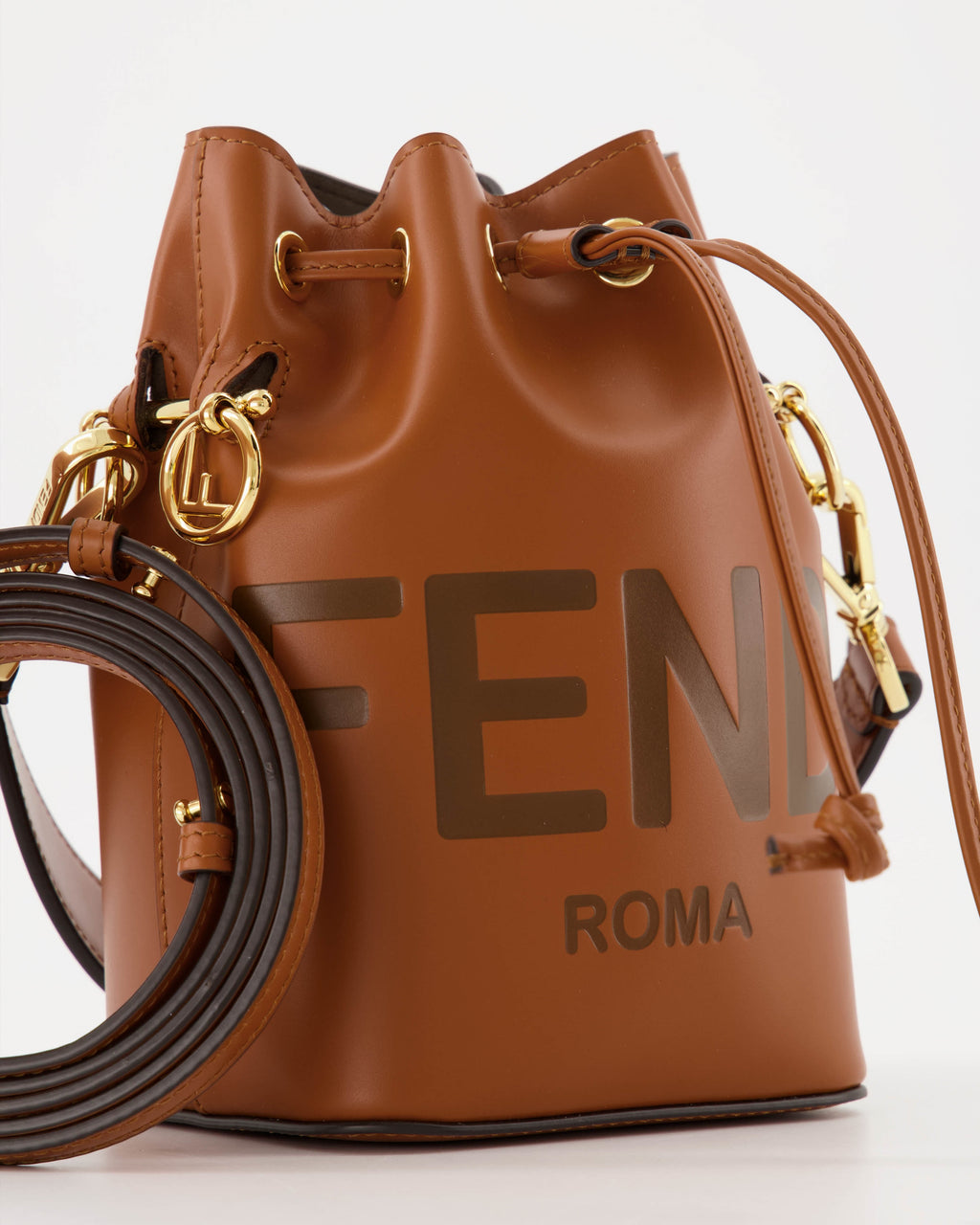 Sacs seau Sac Mon Trésor Fendi Marron Femme
