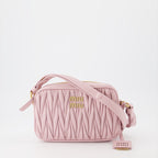 クロスボディバッグ キルティングバッグ Miu Miu ピンク 女性