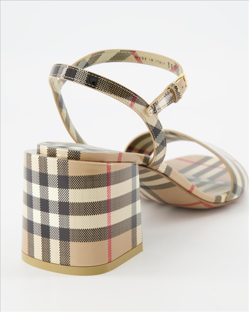 Chaussures ouvertes Sandales à carreaux Burberry Beige Femme