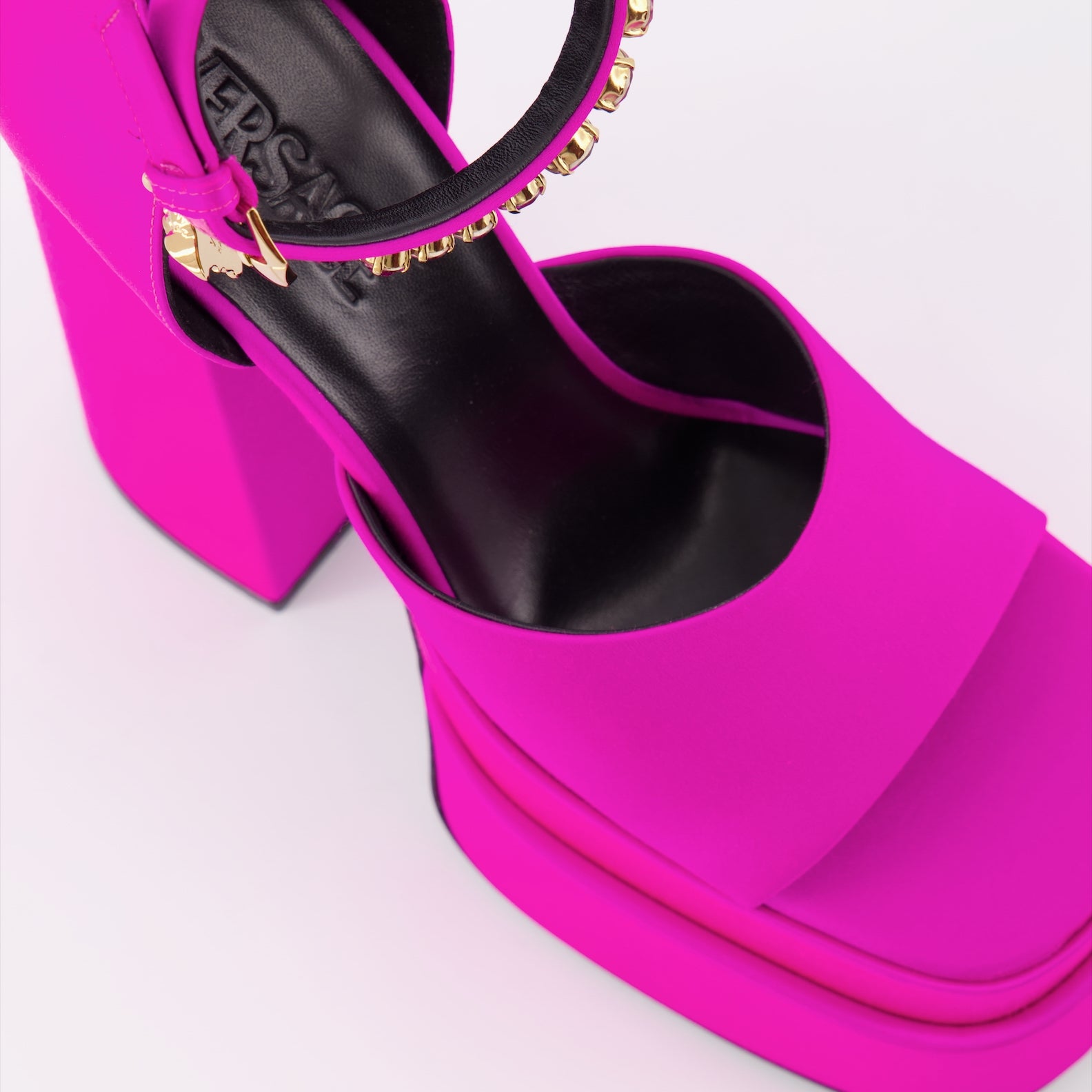 Chaussures ouvertes Sandales Medusa Aevitas Versace Rose Femme