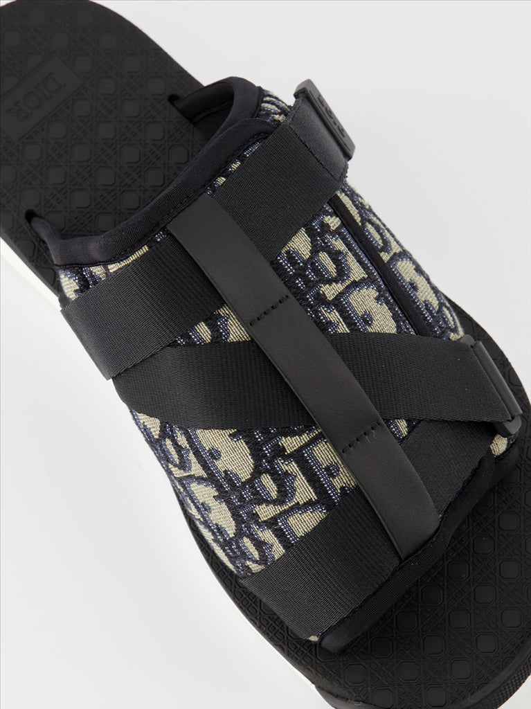 Chaussures ouvertes Sandales Alpha Dior Noir Homme