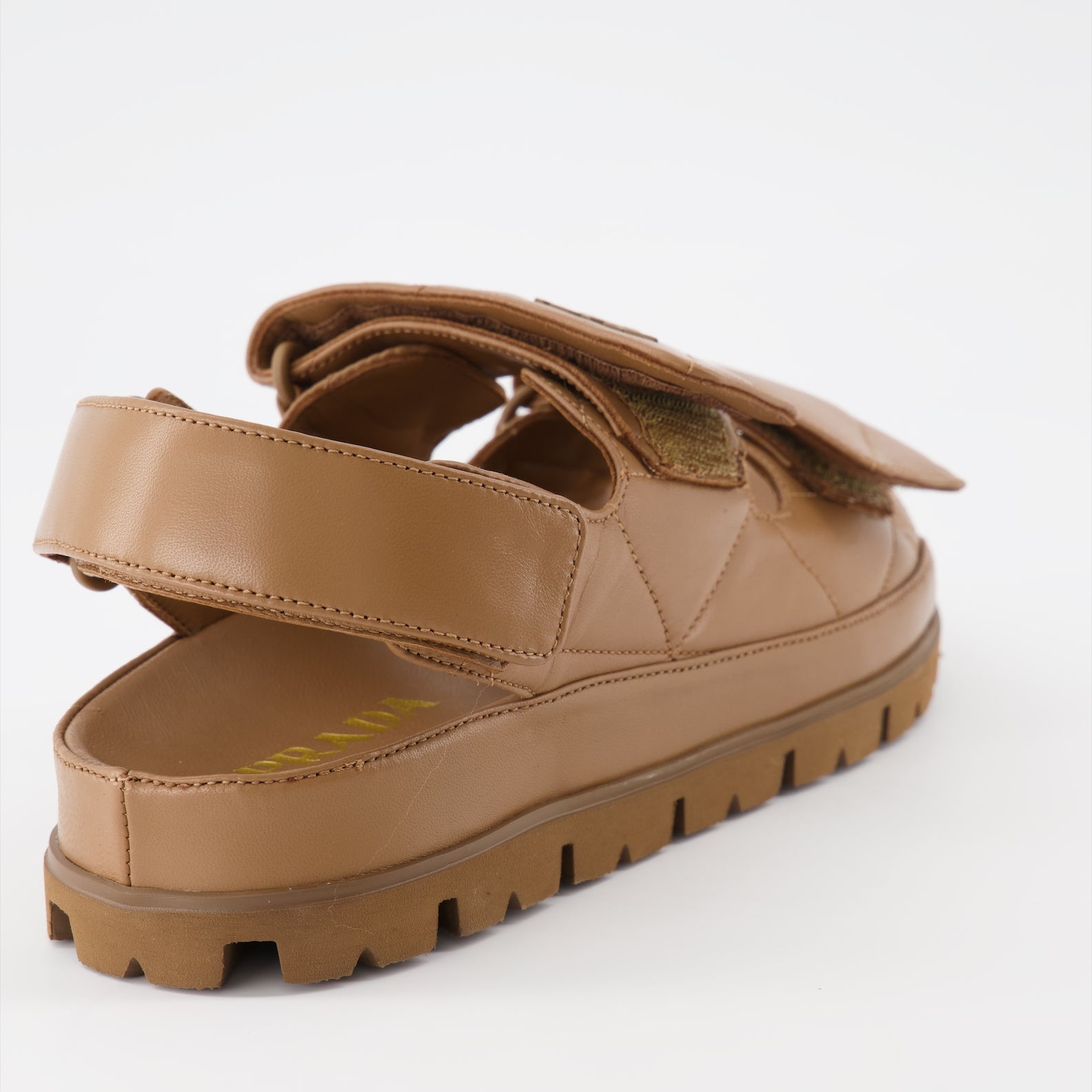 Zapatos abiertos Sandales en cuir Prada Marrón Femme