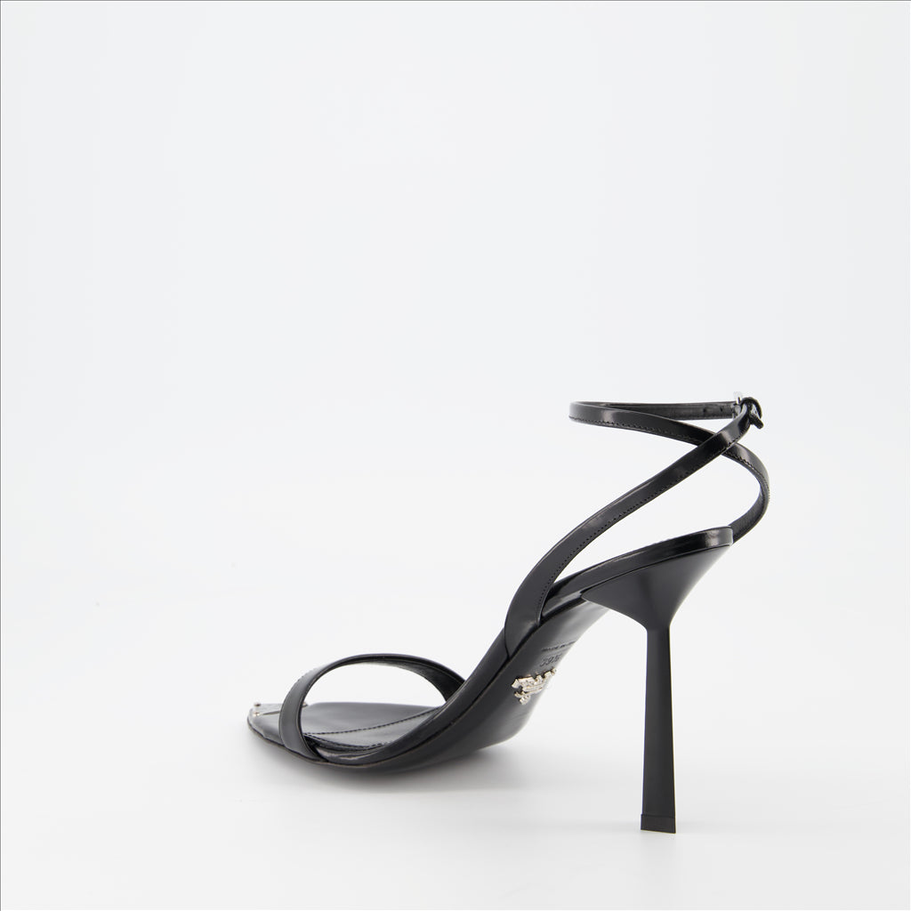 Zapatos de tacón Sandales en cuir Prada Negro Femme