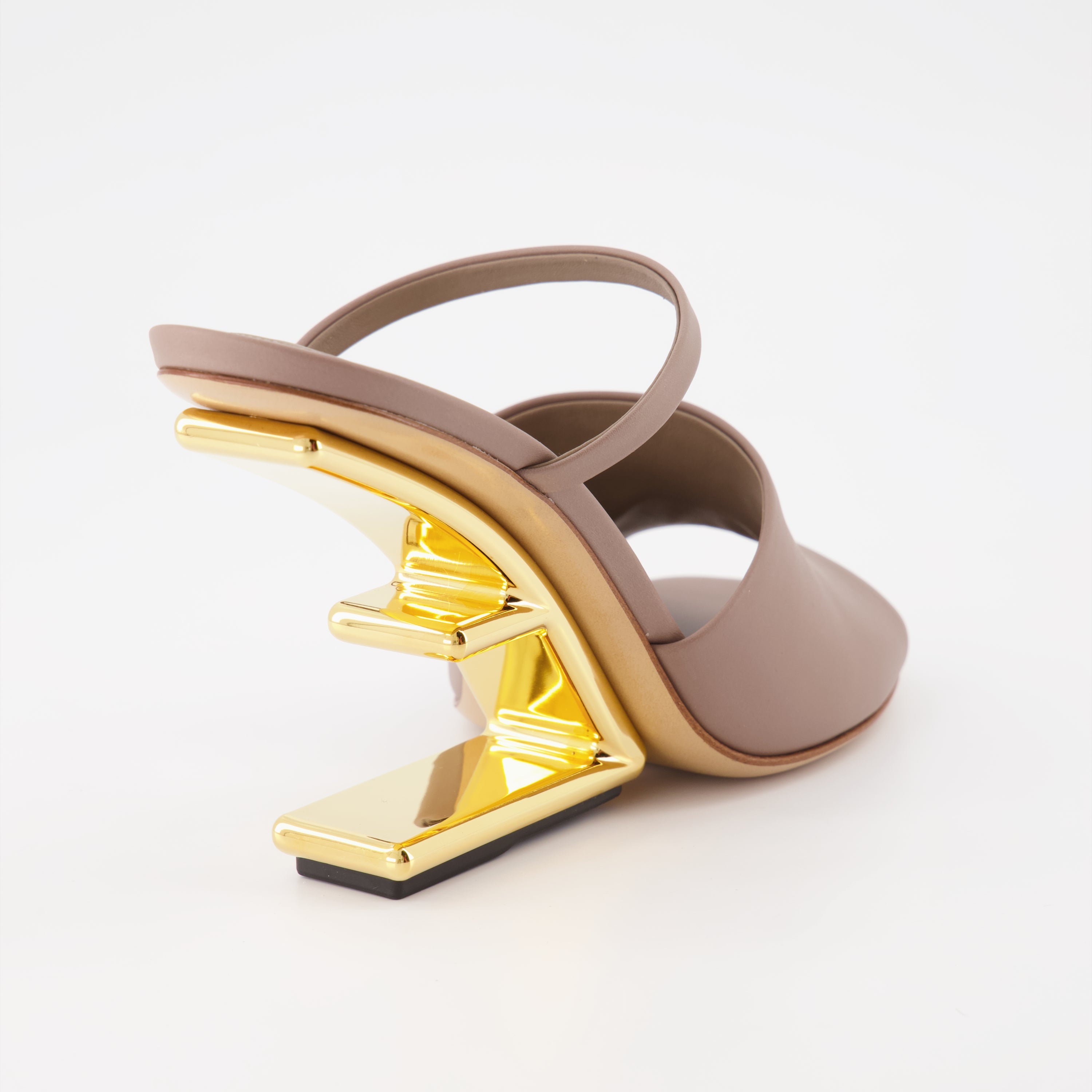 Sandales Fendi First beiges