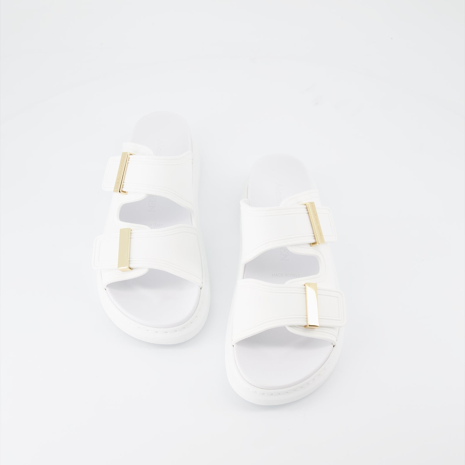 Zapatos abiertos Sandales Hybrides Alexander McQueen Blanco Femme