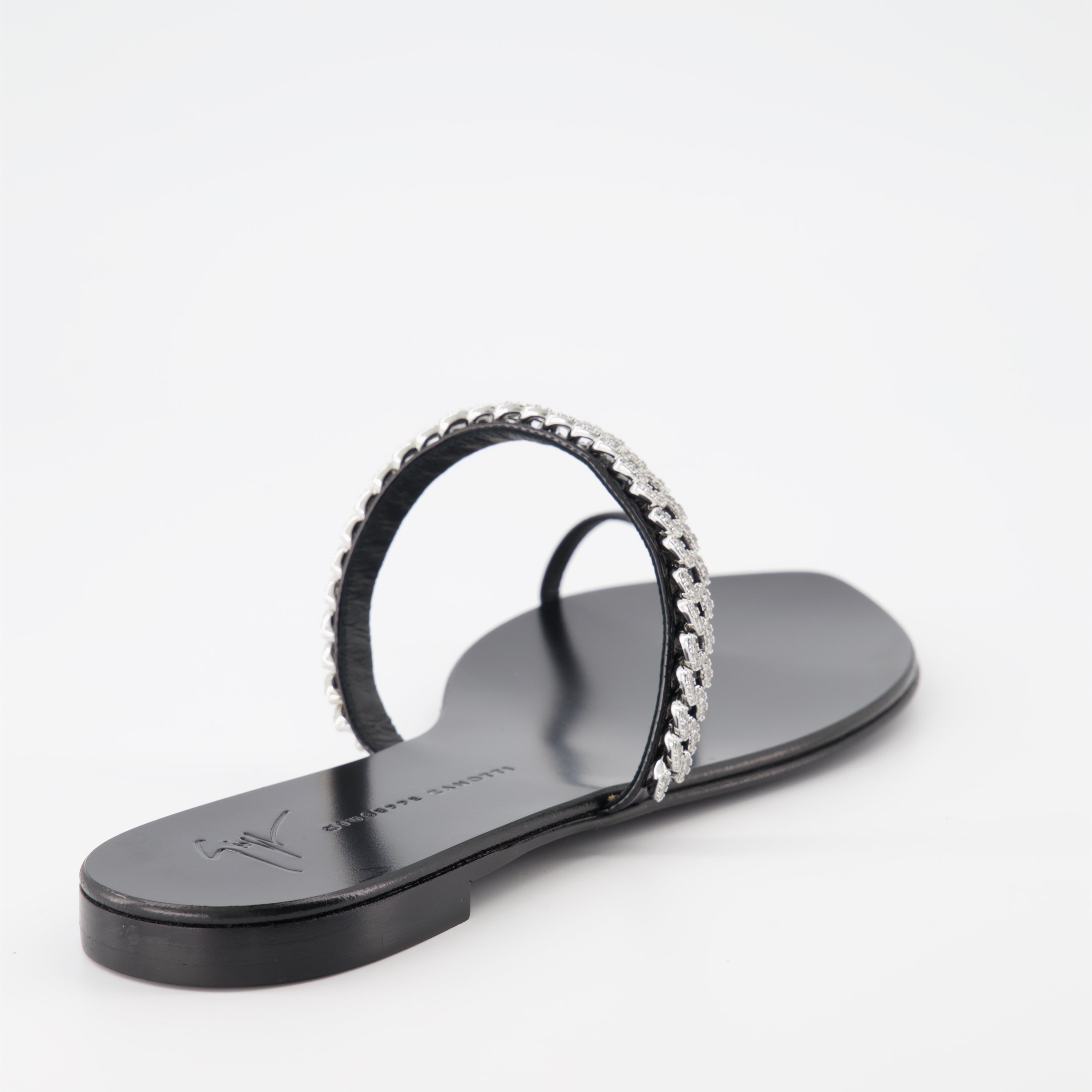 Sandales Intriigo String