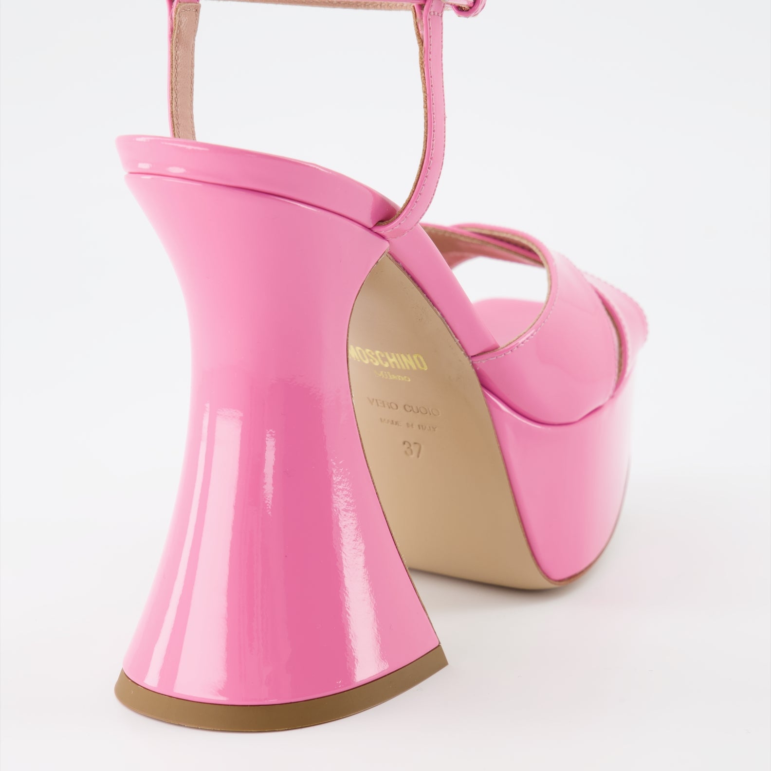 Chaussures ouvertes Sandales à plateforme Moschino Rose Femme