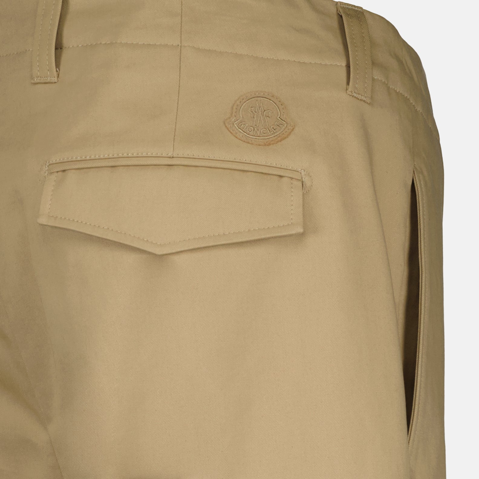 Shorts Short en gabardine Moncler Beige Homme