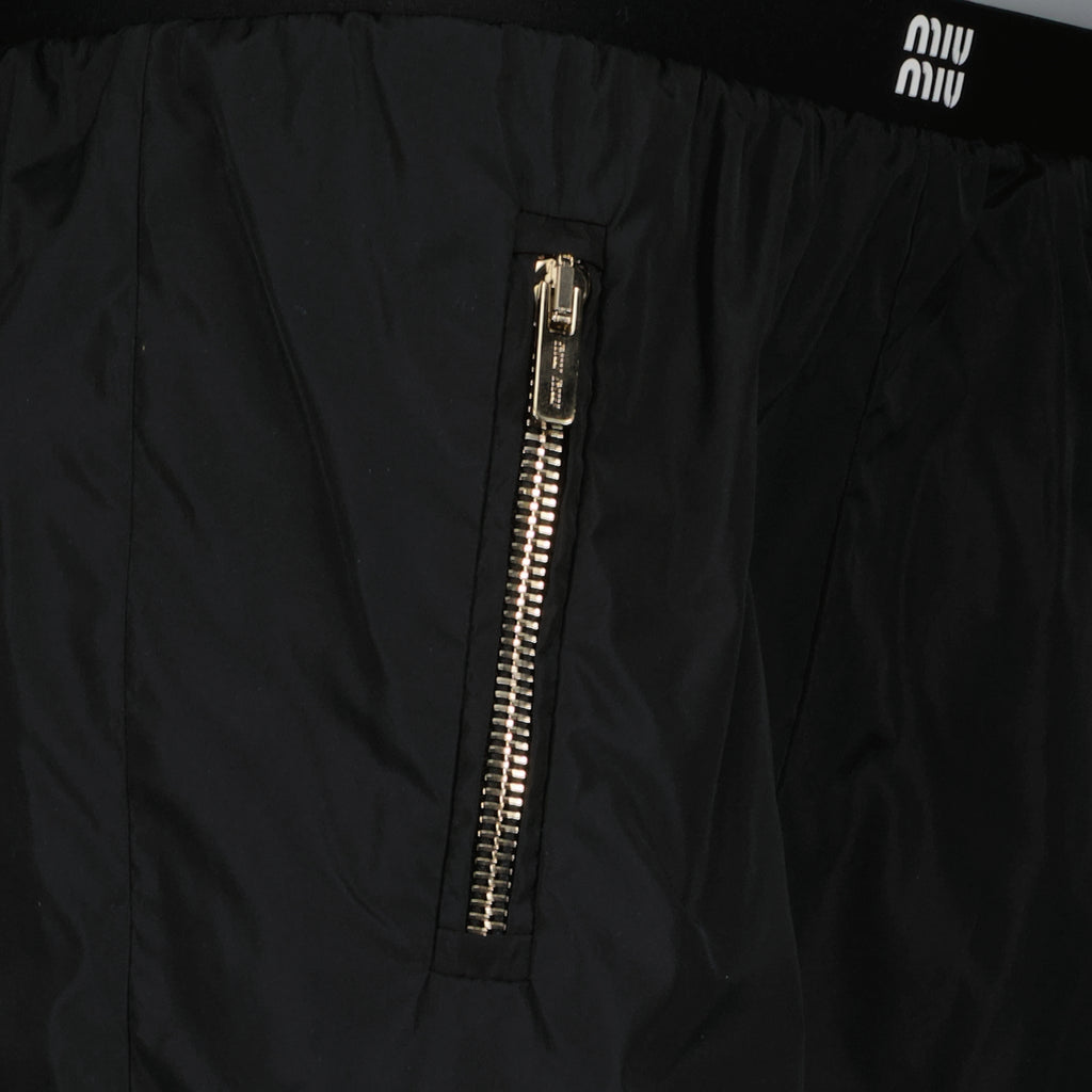 Shorts Short en soie technique Miu Miu Nero Femme