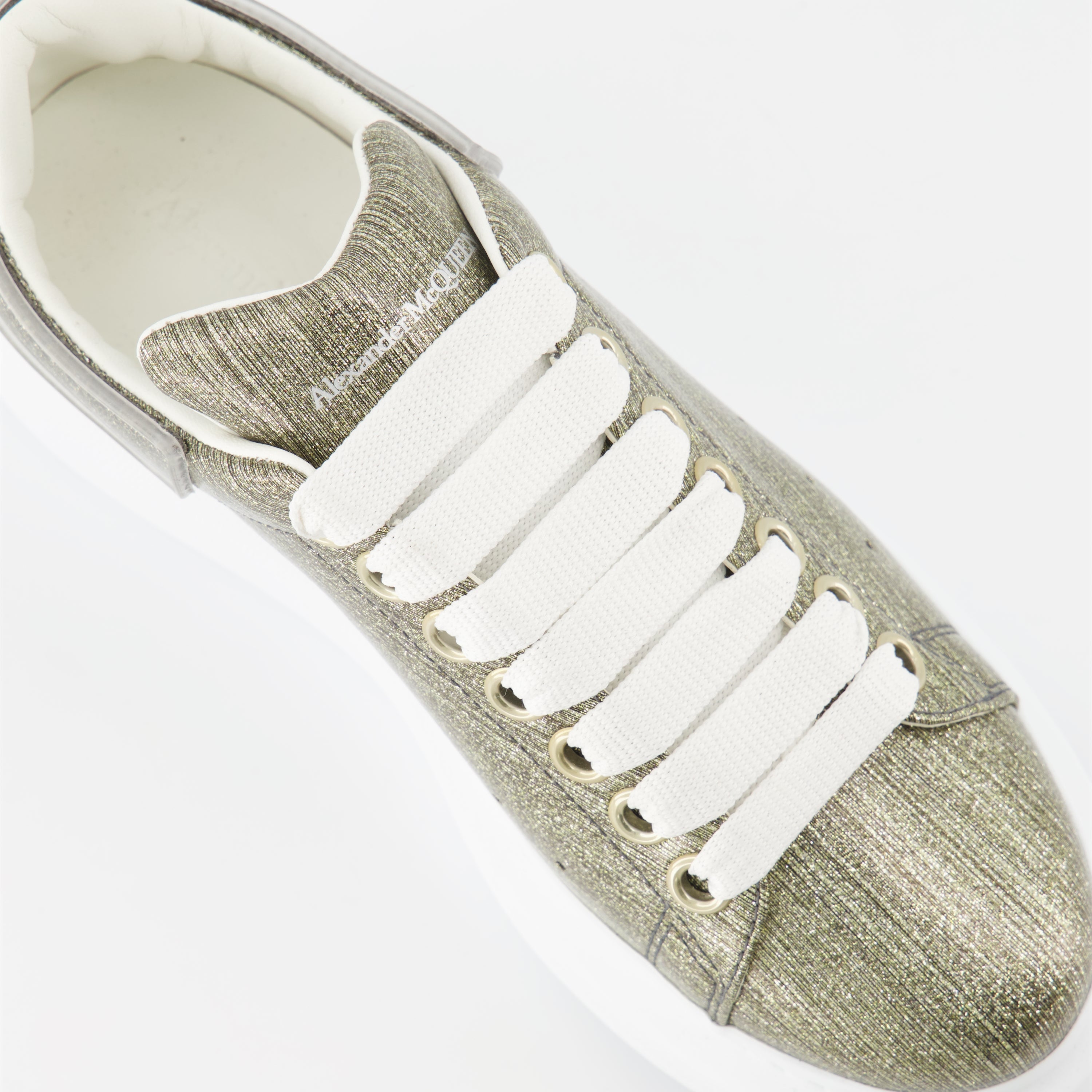 Sneakers oversize dorés