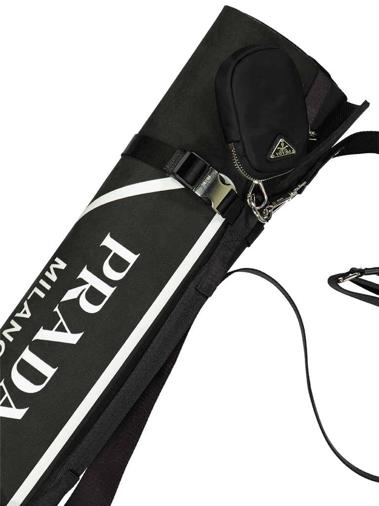 PRADA ヨガマット Prada Logo Yoga Mat w/ Carry Strap & Zip Pouch - Bergdorf Goodman