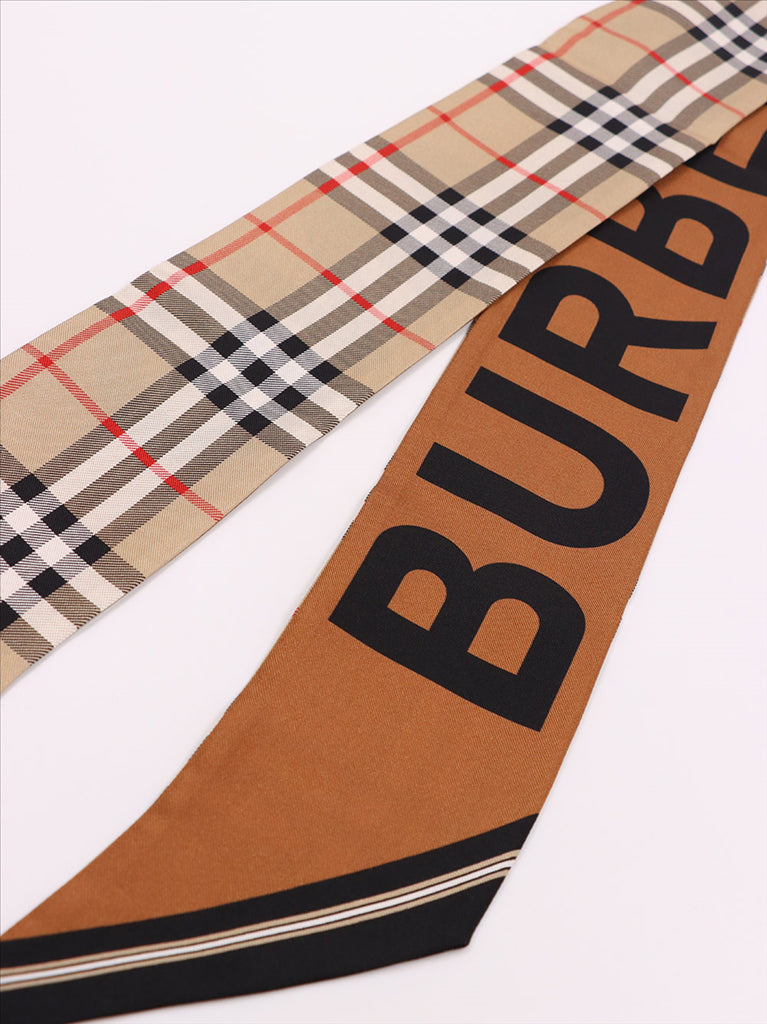 Schals und handschuhe Foulard à carreaux Burberry Beige Femme