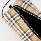 Pochettes Trousse de toilette à carreaux Burberry Beige Homme